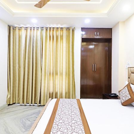 Hotel Samrat Residency 10 Mints Walking Distance Nizamuddin Railway Station New Delhi Luaran gambar
