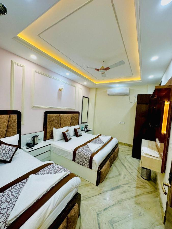 Hotel Samrat Residency 10 Mints Walking Distance Nizamuddin Railway Station New Delhi Luaran gambar