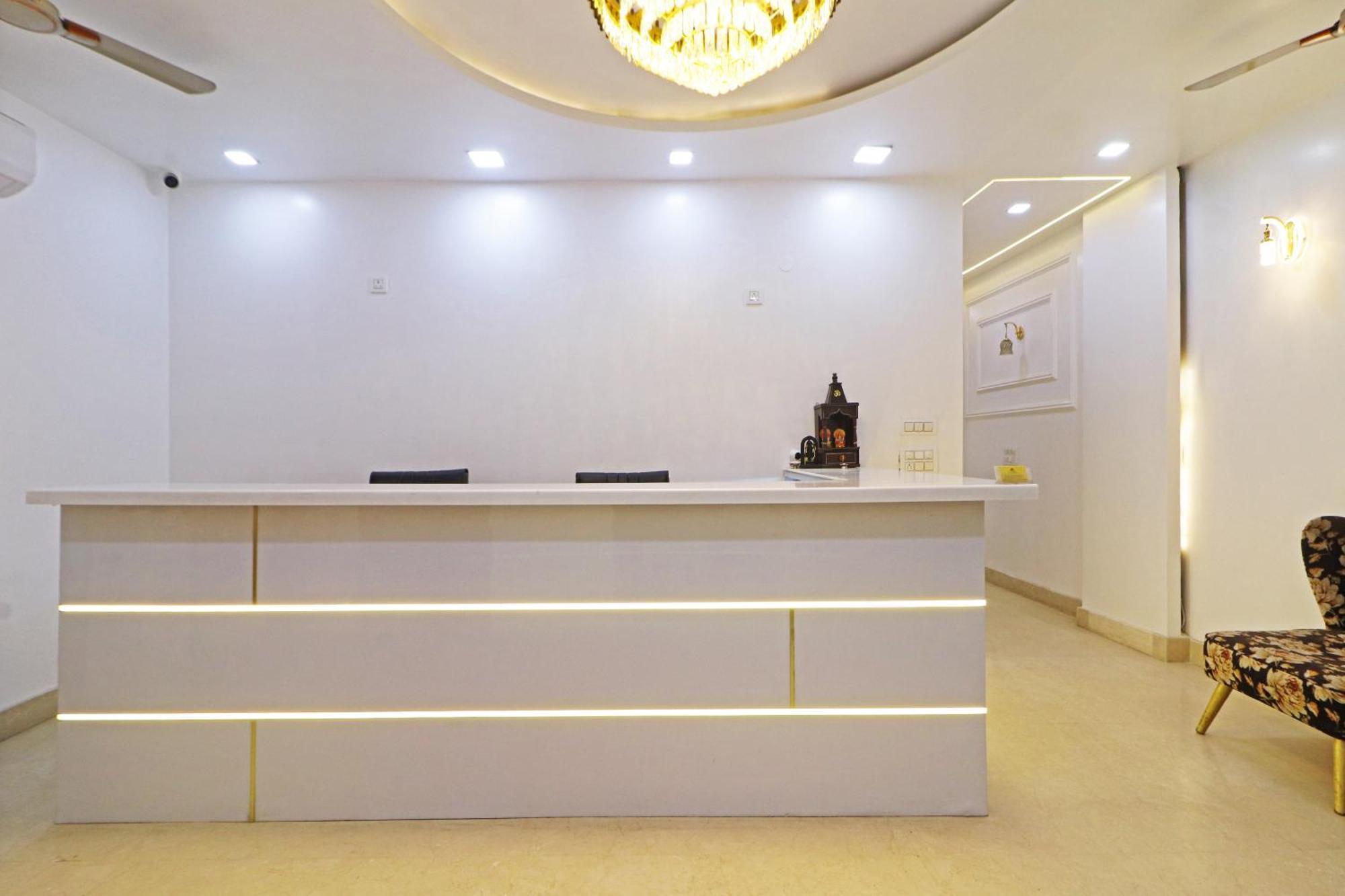 Hotel Samrat Residency 10 Mints Walking Distance Nizamuddin Railway Station New Delhi Luaran gambar