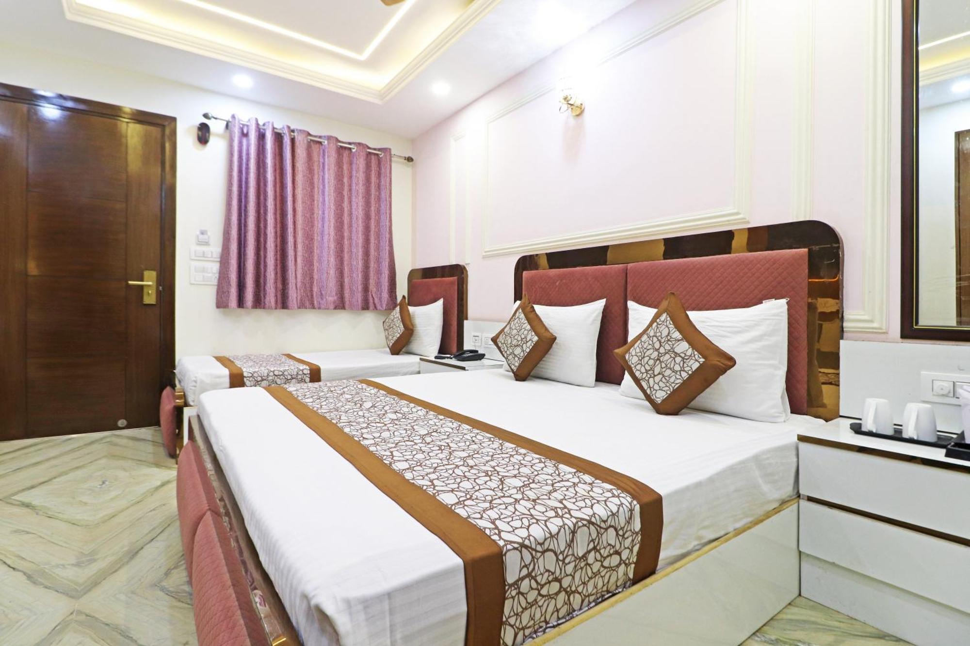 Hotel Samrat Residency 10 Mints Walking Distance Nizamuddin Railway Station New Delhi Luaran gambar