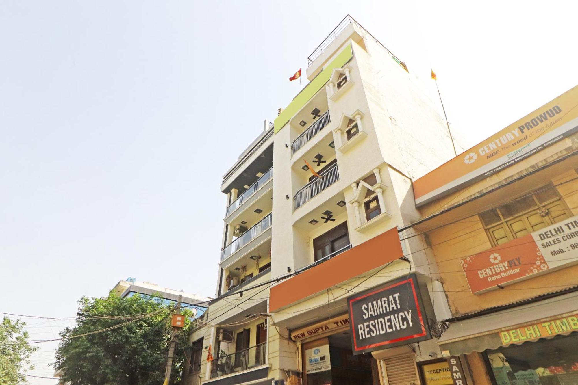 Hotel Samrat Residency 10 Mints Walking Distance Nizamuddin Railway Station New Delhi Luaran gambar