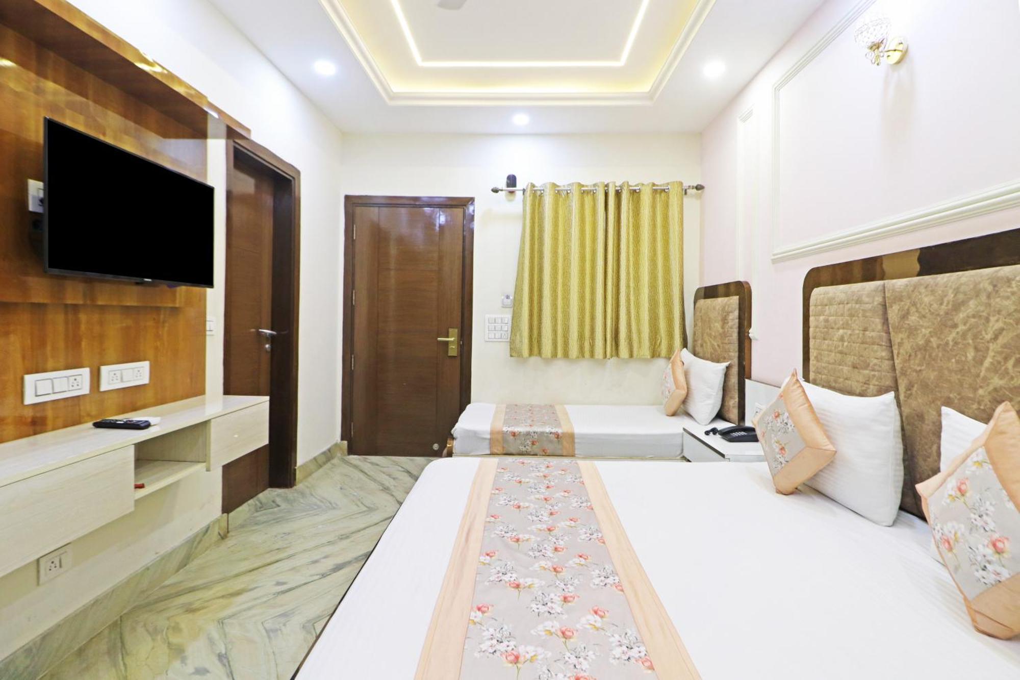 Hotel Samrat Residency 10 Mints Walking Distance Nizamuddin Railway Station New Delhi Luaran gambar