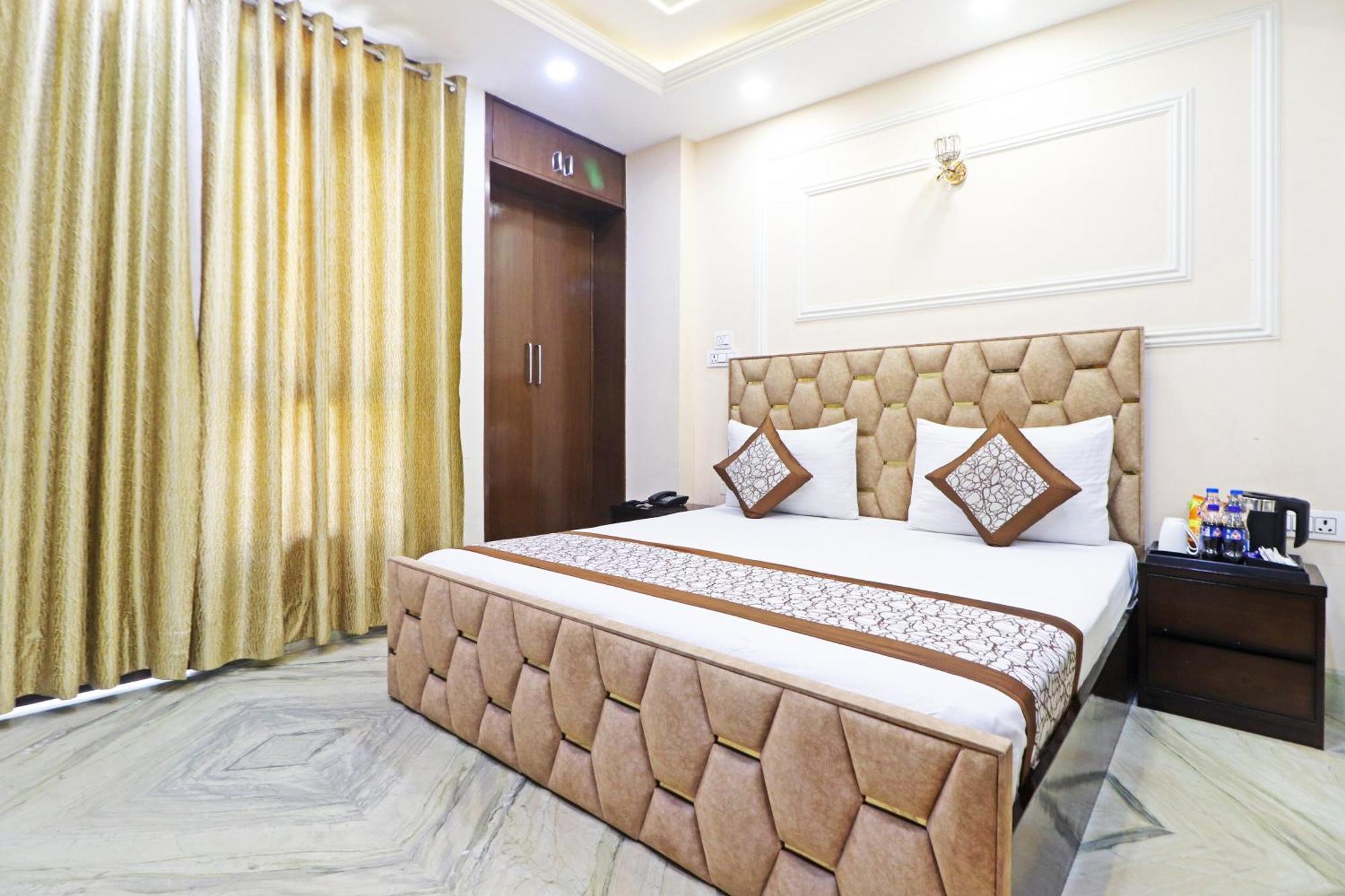Hotel Samrat Residency 10 Mints Walking Distance Nizamuddin Railway Station New Delhi Luaran gambar
