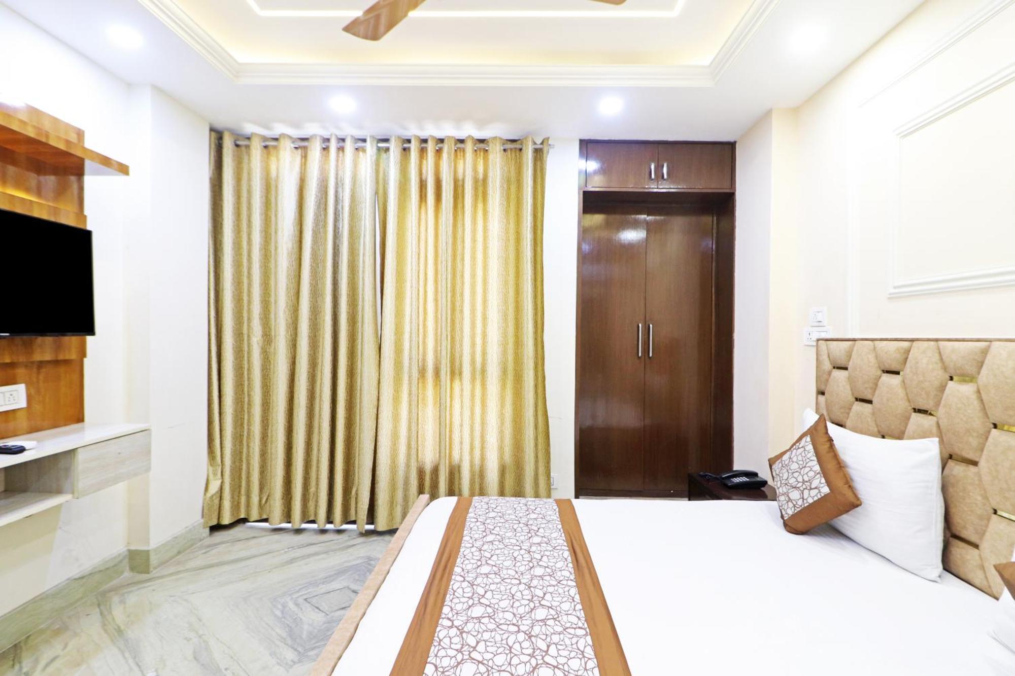 Hotel Samrat Residency 10 Mints Walking Distance Nizamuddin Railway Station New Delhi Luaran gambar